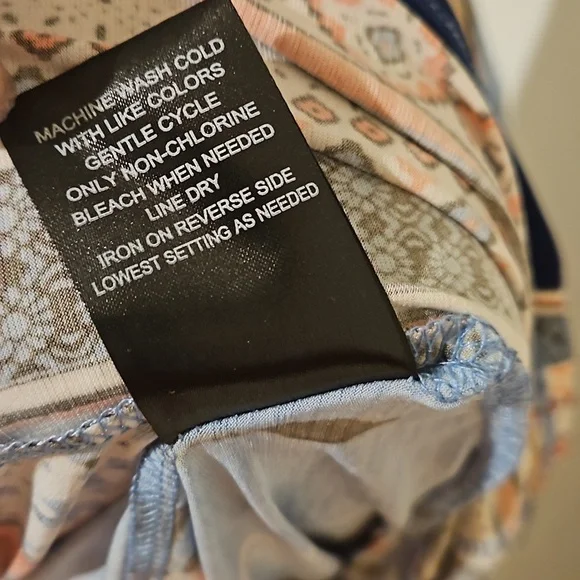 Three pink hearts dress - Picture 5 of 5